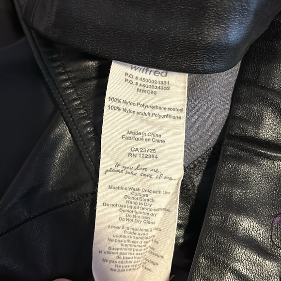 Aritzia Wilfred Black Faux Leather Leggings size M - Picture 10 of 10